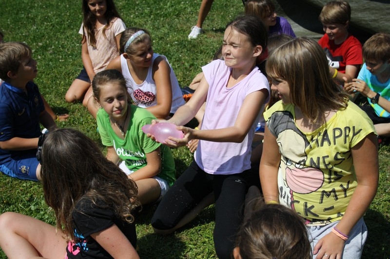 Village Camps International Summer Camp Leysin, Switzerland 2026-07-14 https://www.villagecamps.com/journals_admin/images/691-23-Big Yellow (96).jpg